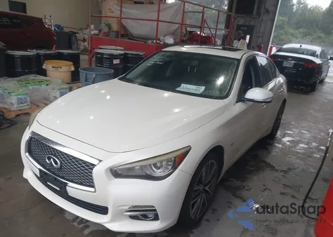 2016 Infiniti Q50 2.0T Premium z USA, uszkodzony, nr VIN JN1CV7AR3GM252321